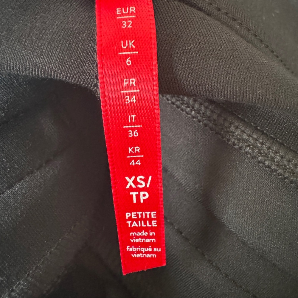 SPANXsmooth Black PerfectFit Ponte High Rise Flared Leg Pants Size XS/PT (NWOT) - Picture 7 of 10